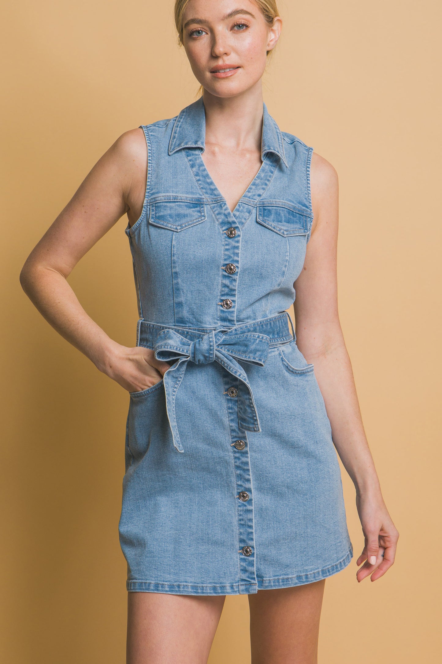 Chic Sleeveless Belted Denim Dress