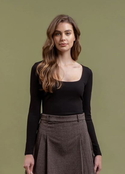 Scoop Neck Long Sleeve Knit Crop Top