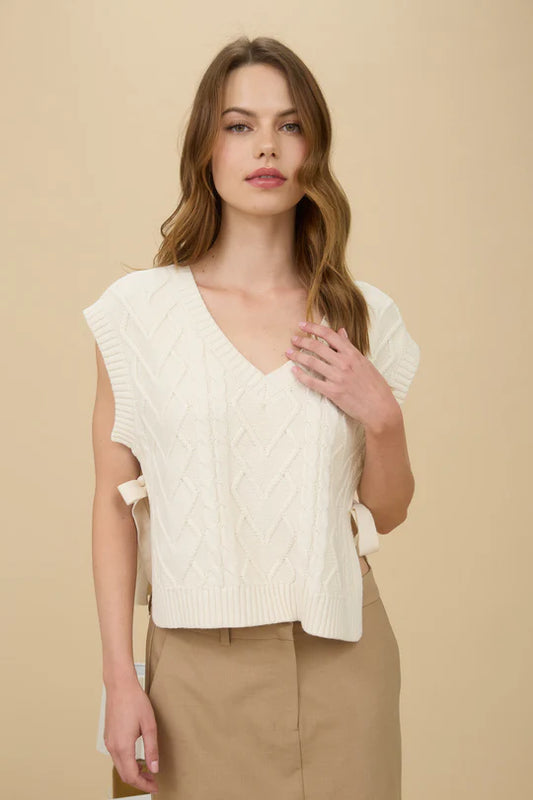 Cable Knit Pullover Sweater Vest