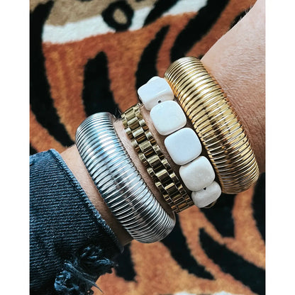 Thick Coil Bangle Bracelet ||