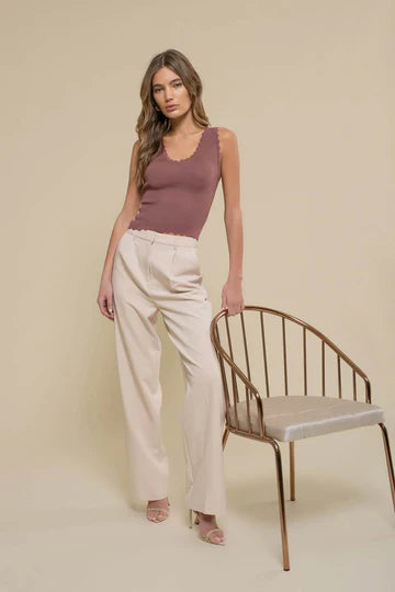 Scallop Edge Sleeveless Sweater Knit Crop Top