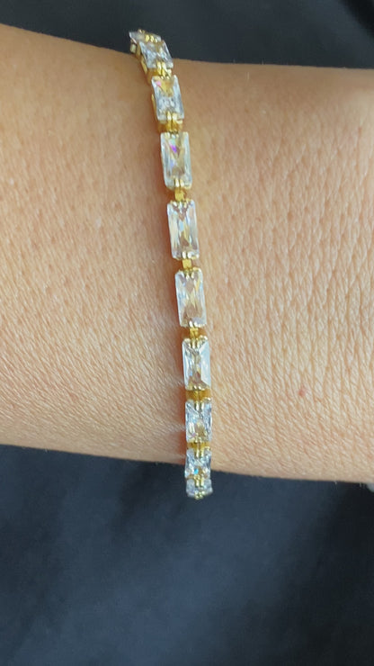 Gold Adjustable Pull tie Bracelet